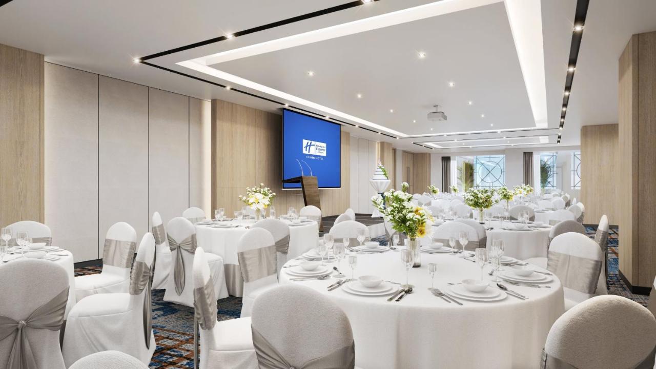 Khách sạn Express & Novena, An Ihg 4*